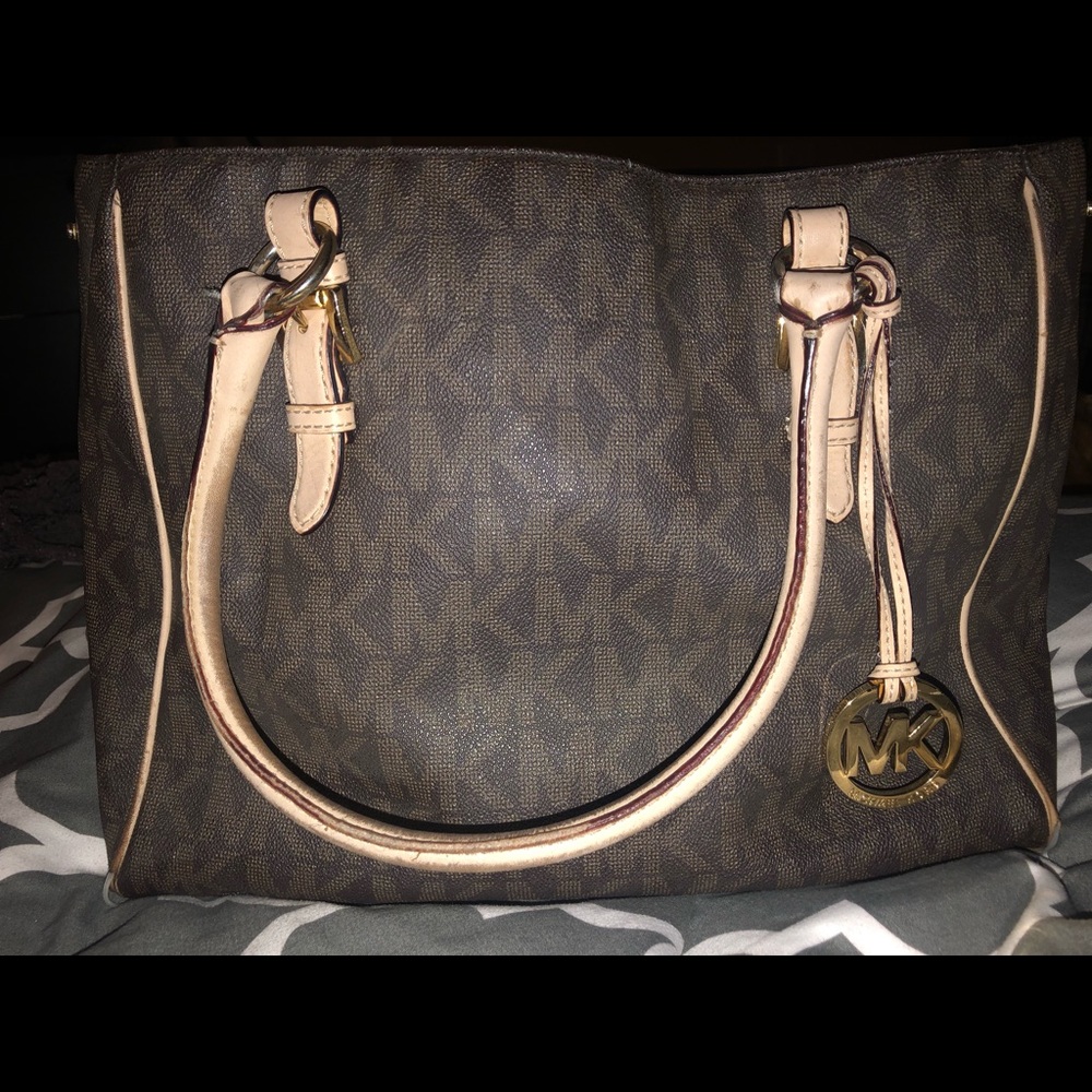 Worn In Micheal Kors Purse